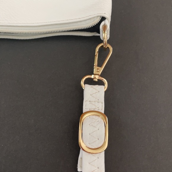 🚨🚨EUC Mía K Farrow Collection Crossbody - Picture 5 of 9